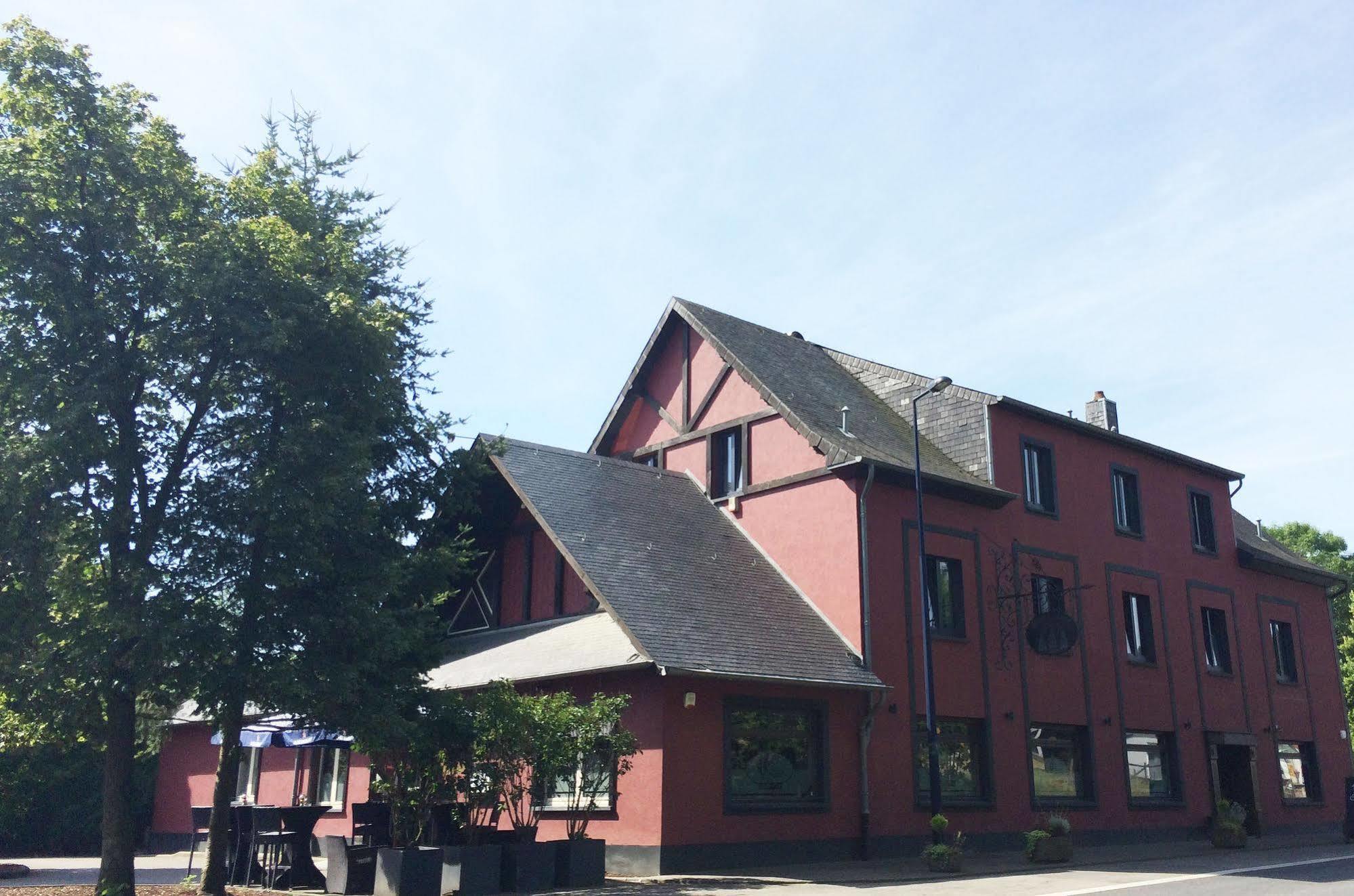 Hotel Restaurant Lamy Troisvierges Exteriér fotografie